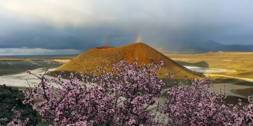 4 milyon yıl önce Konya’da oluşmuştu: ‘Dünyanın nazar boncuğu’ olarak anılıyor 2